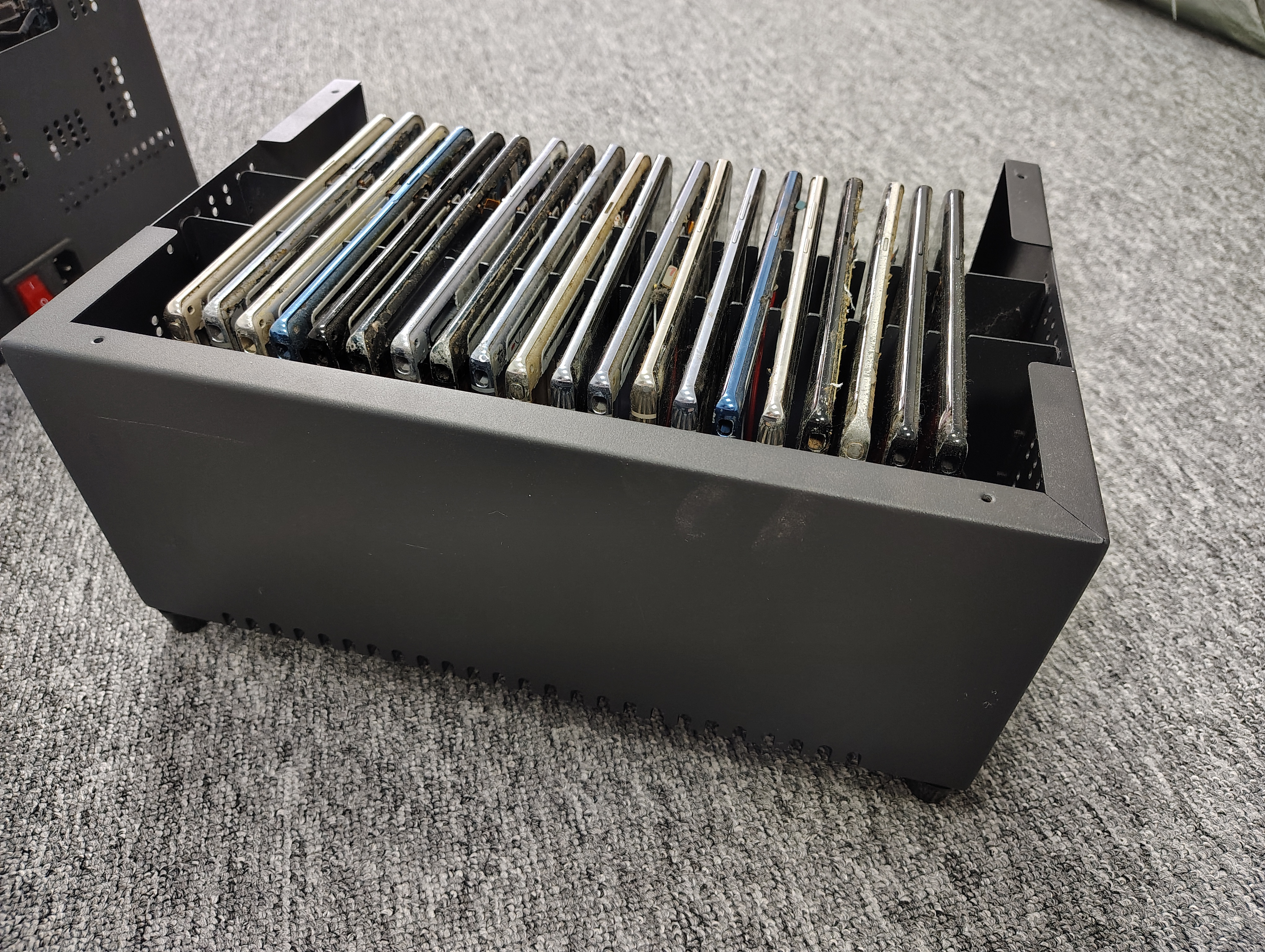 Box Phone Farm ở Gò Vấp, TP. Hồ Chí Minh 0345567013